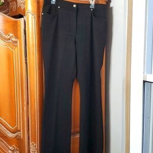 PER UNA, black lightweight jeans. SIZE 16 long. 4 pockets. Good used condition.